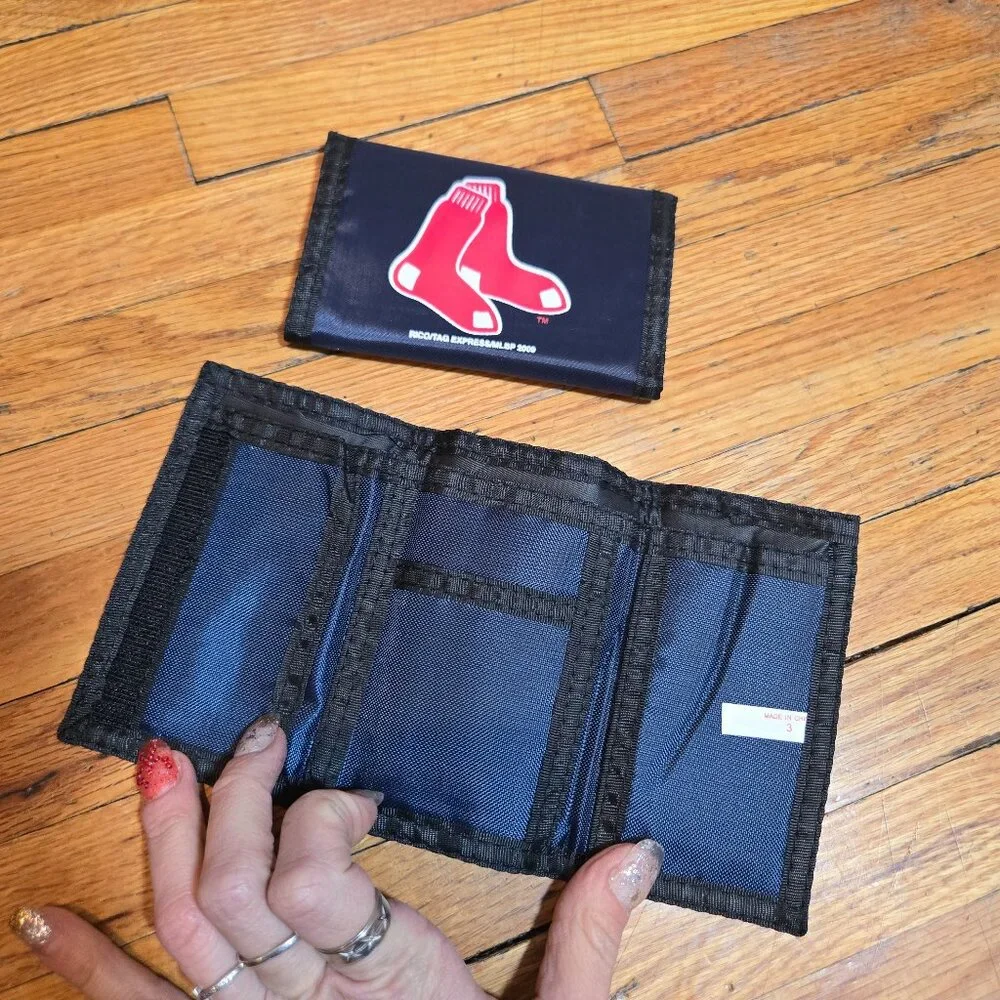 Boston Red Sox Vintage 2000s RETRO THROWBACK Oldschool Tri-Fold Wallet 5